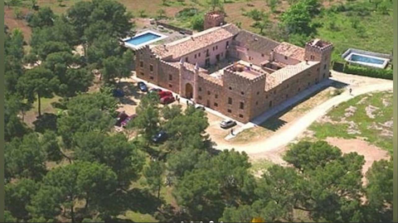 Castillo Con Piscina En Plena Sierra Calderona Segorbe Exterior foto